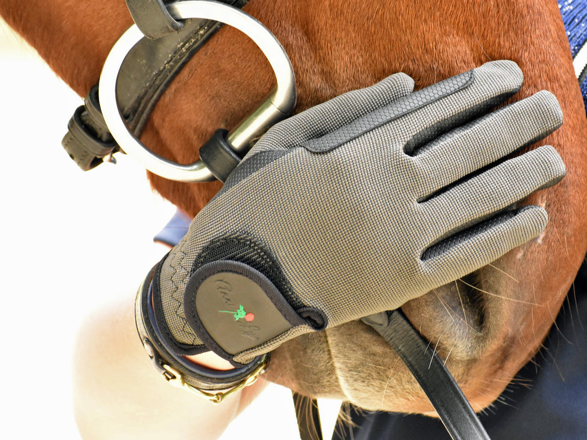 Anni Lyn Sportswear Women's Performance Glove - Closeout Item!