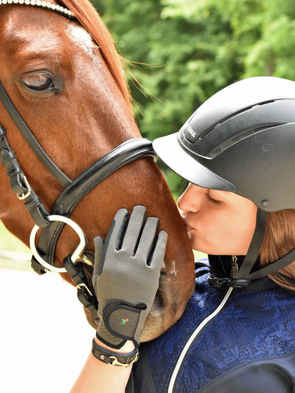 Anni Lyn Sportswear Women's Performance Glove - Closeout Item!