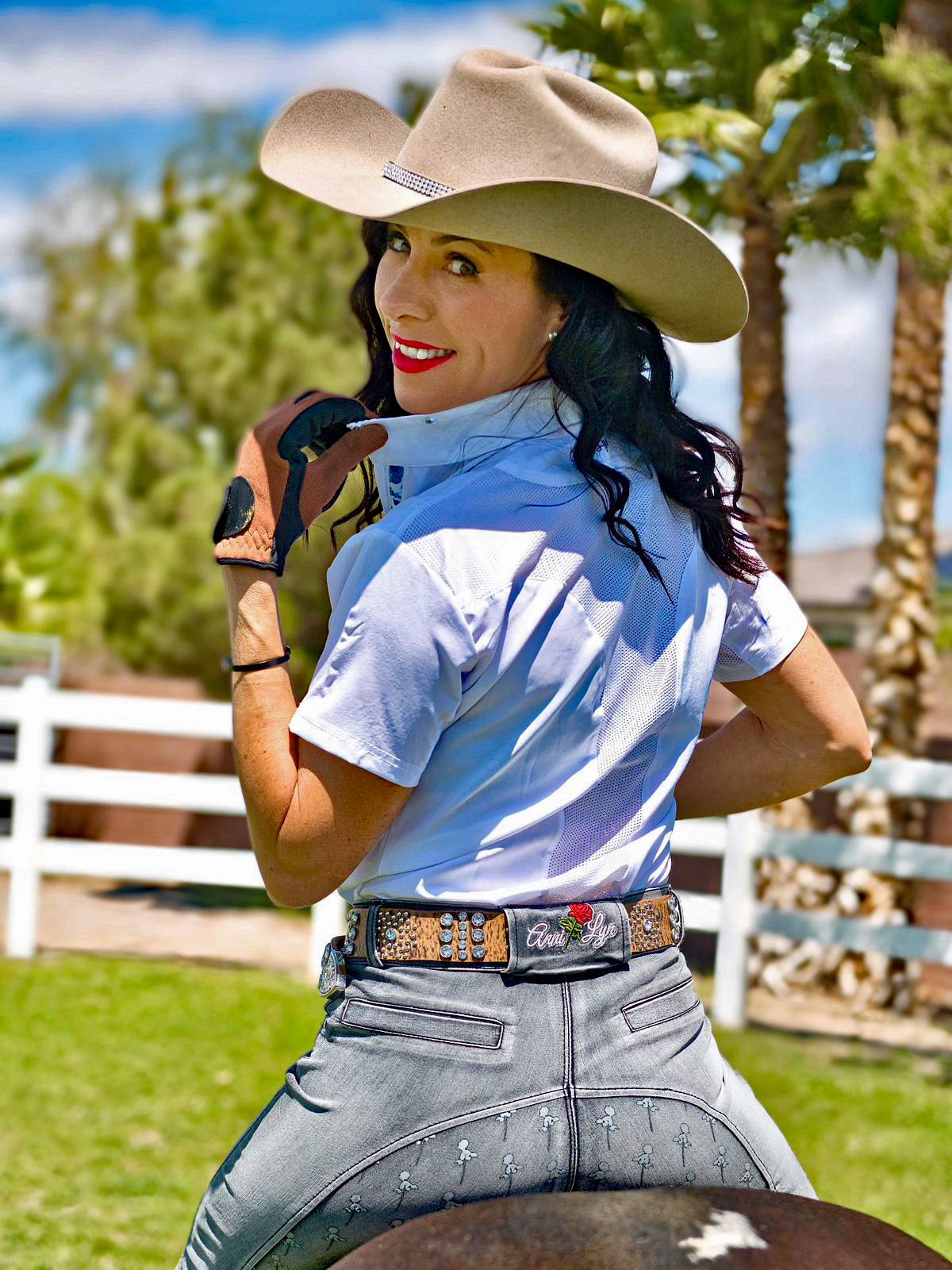 Anni Lyn Sportswear Women's Short Sleeve Ventilated Show Shirt