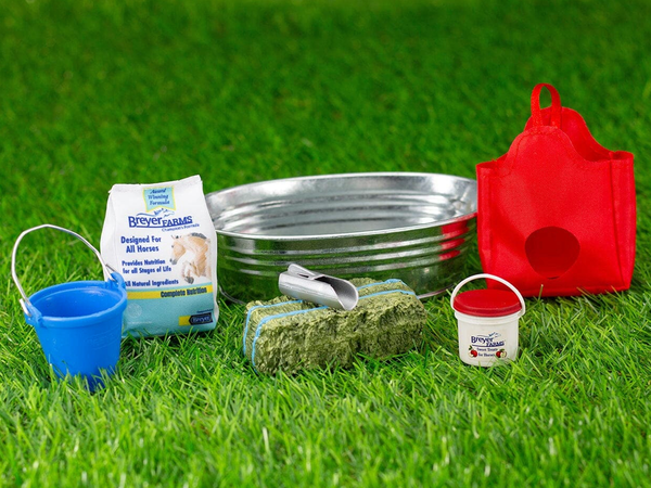Breyer Horses - Stable Feed Set - Traditional Size