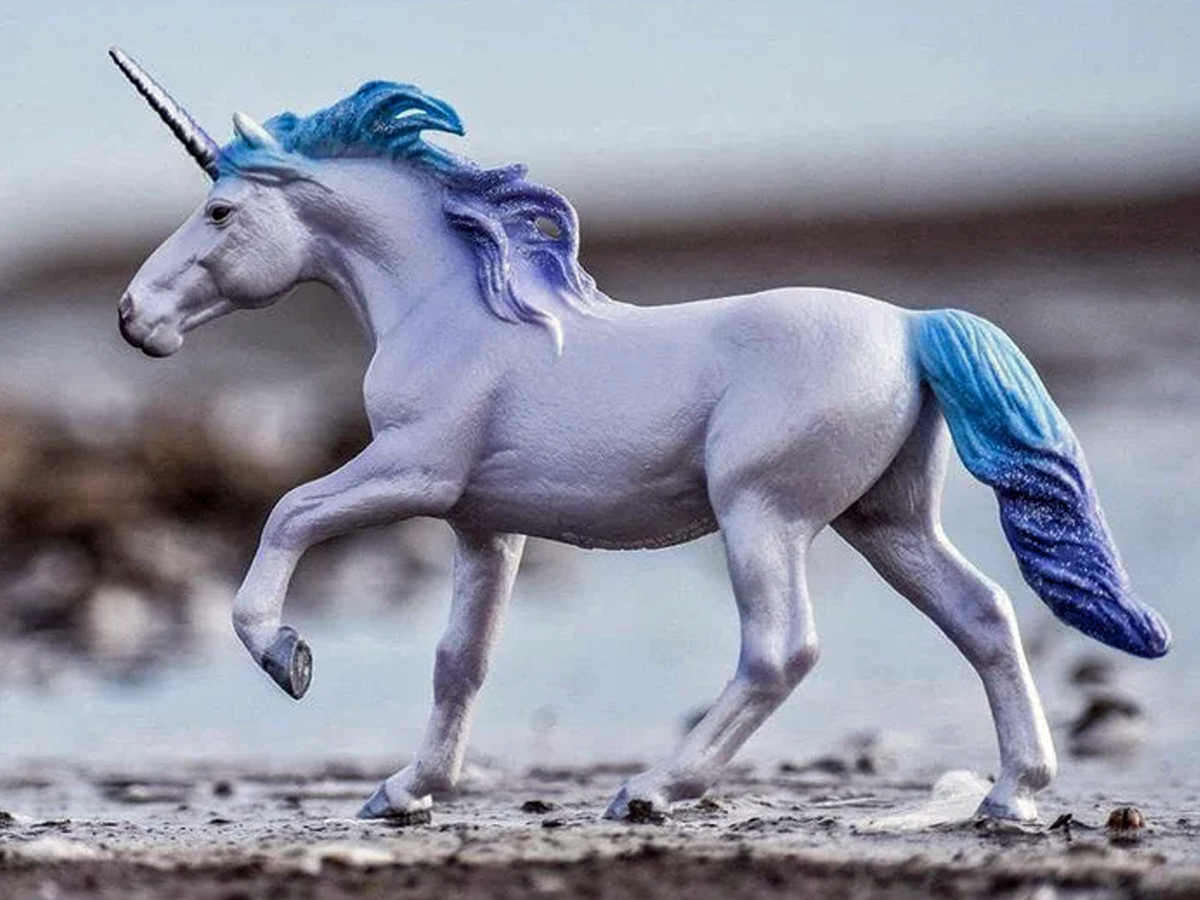 CollectA Unicorn Stallion - Rainbow Colors